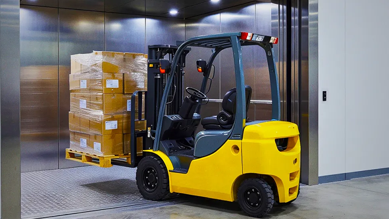 Wiitrac-Cargo-and-Dumbwaiter-Freight-Elevator-Main-IMG